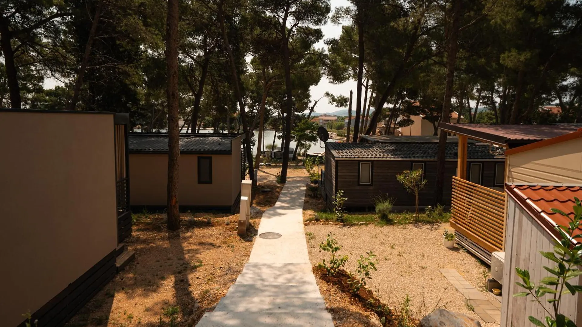 Taber Pasman - Mobile Homes 0*,  Croatia