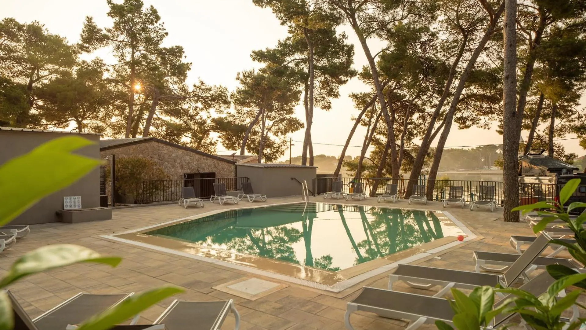 Taber Pasman - Mobile Homes 0*,  Croatia